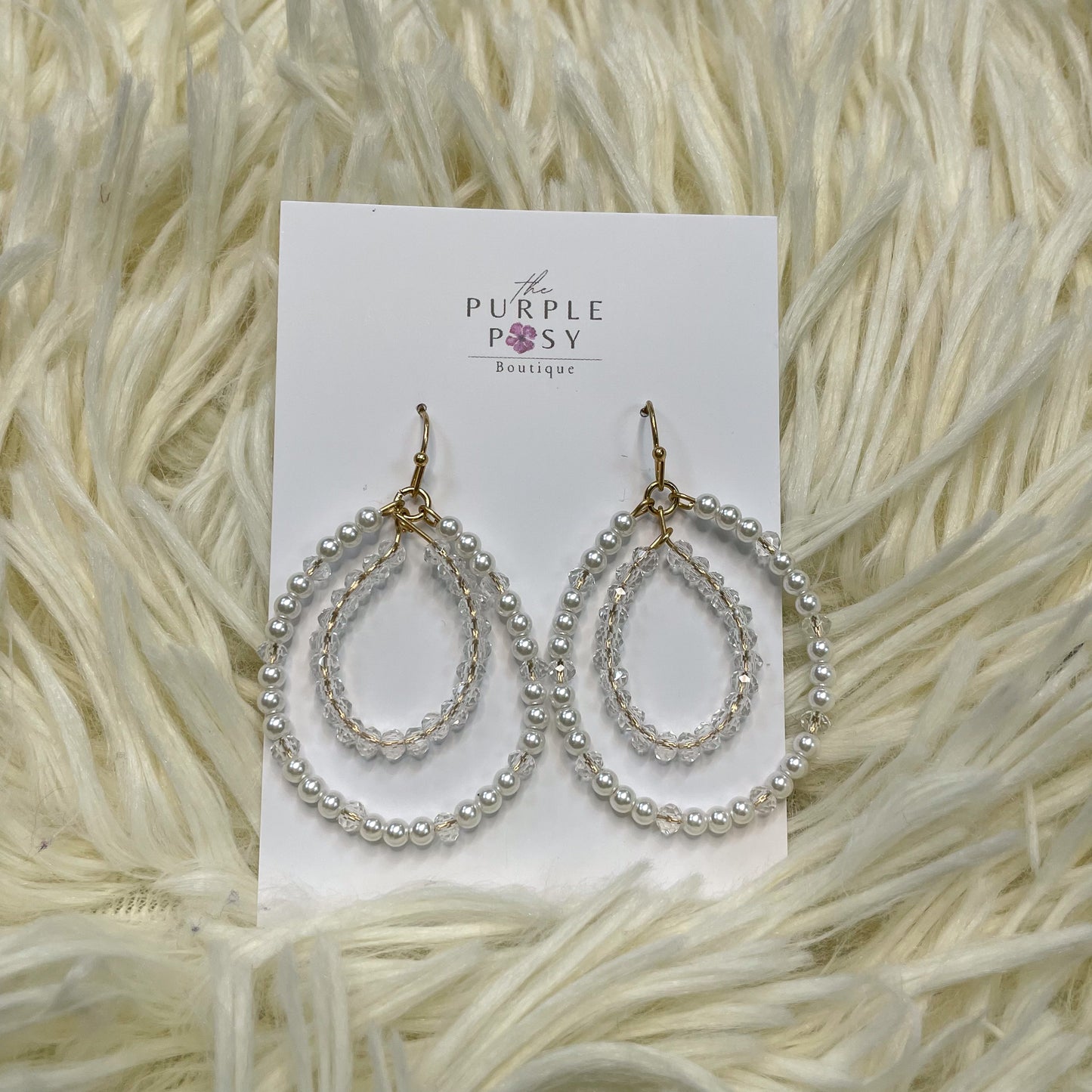 Teardrop Dangle Earrings (Pearl)